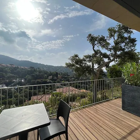 L'ecrin Du Bed & Breakfast 3*